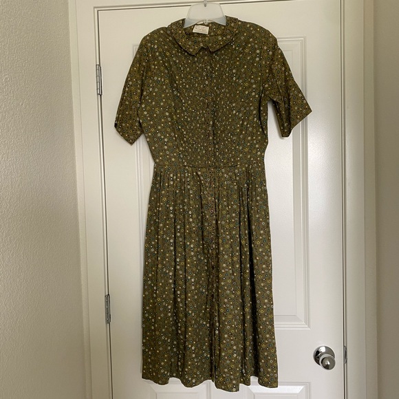 Vintage dress - Picture 1 of 13